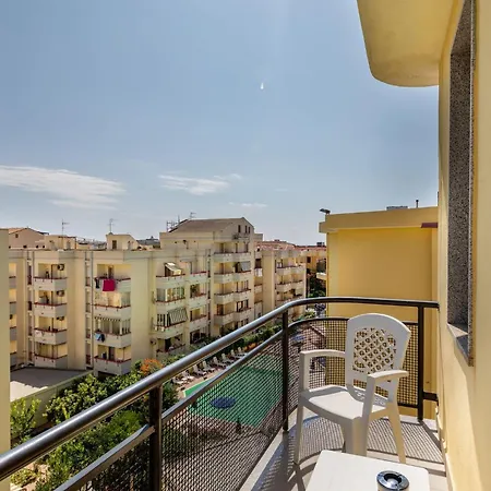 Apartamento Charming Rina Sea - Air-con Wifi Sleeps 2 Persons